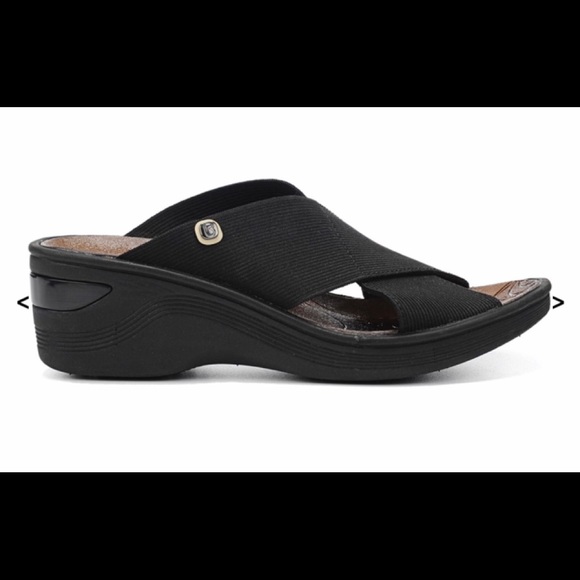 BZEES Desire Crisscross Platform Wedge Black Sandal Women’s Size 6.5M. - Picture 2 of 15